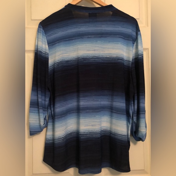 Variegated Blue Ladies 3/4 Sleeve Top j.t.b. Size XL - Picture 6 of 8